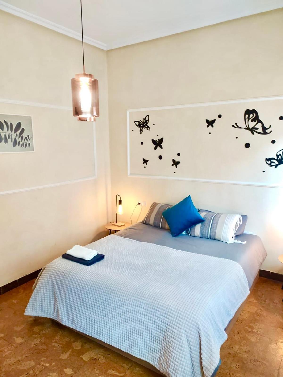 Amplio Apartamento Con Dos Patios Хихон Екстериор снимка