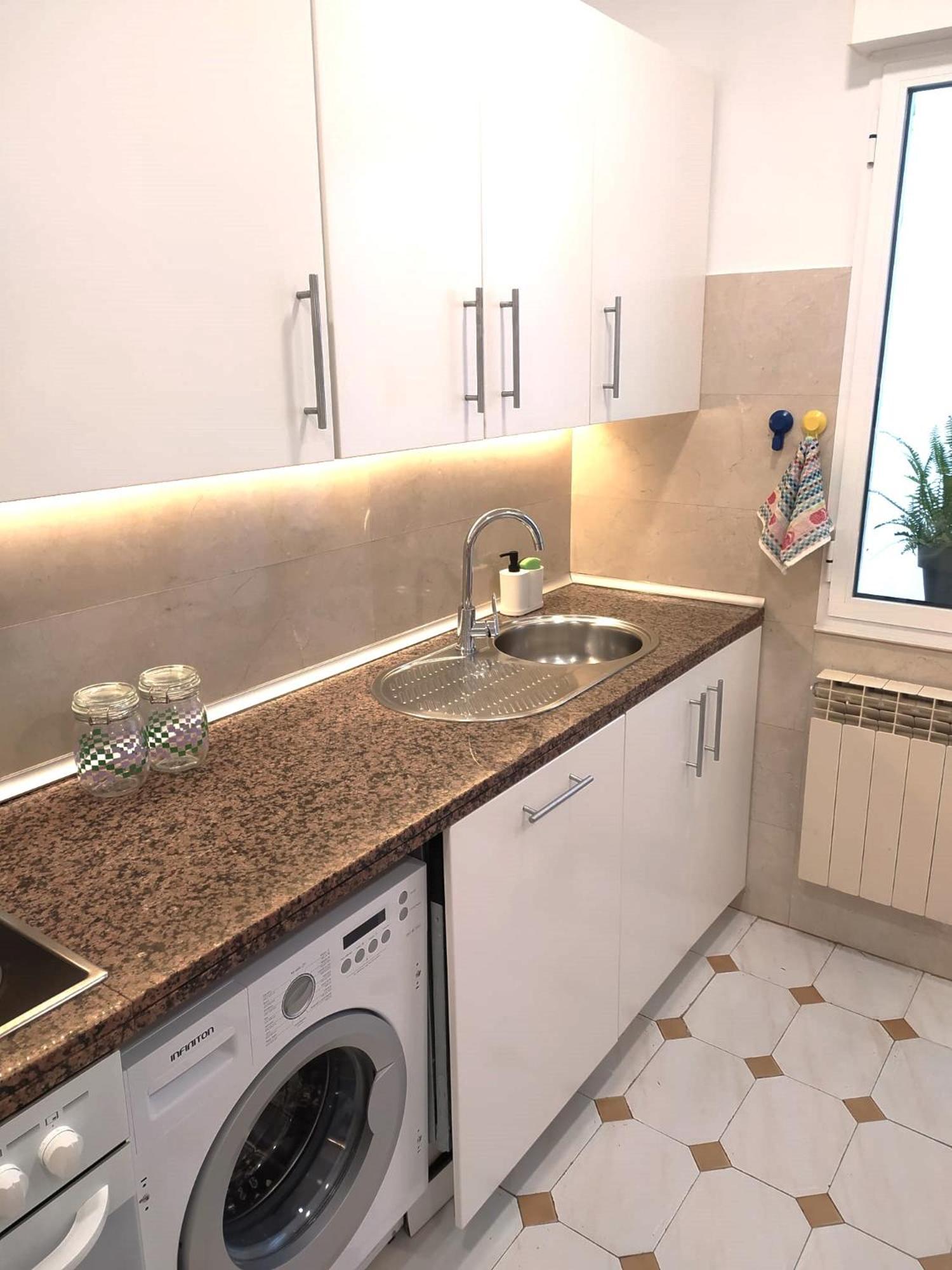 Amplio Apartamento Con Dos Patios Хихон Екстериор снимка